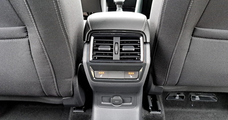 Skoda Karoq cena 164950 przebieg: 9, rok produkcji 2024 z Białogard małe 781